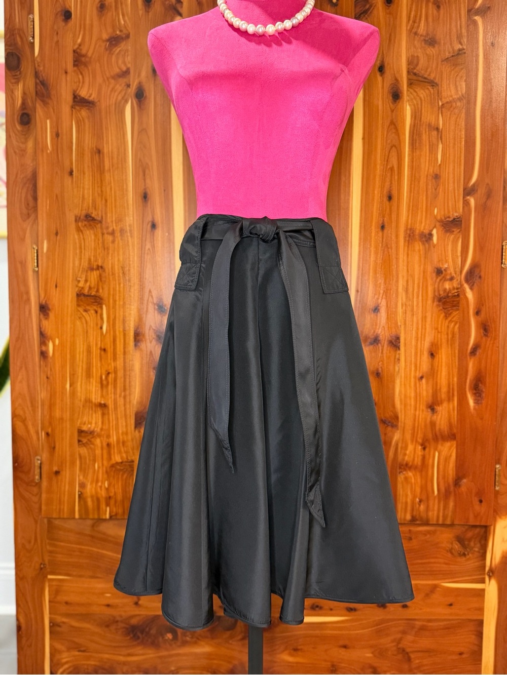 Odille Anthropologie Black Circle 100% Silk Skirt w/original Silk Belt Size 8